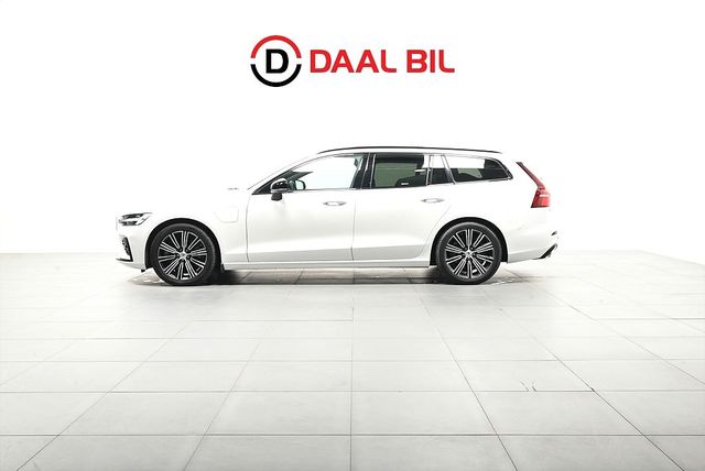 Volvo V60 RECHARGE T6 AWD 350HP R-DESIGN TBAR PANO H/K