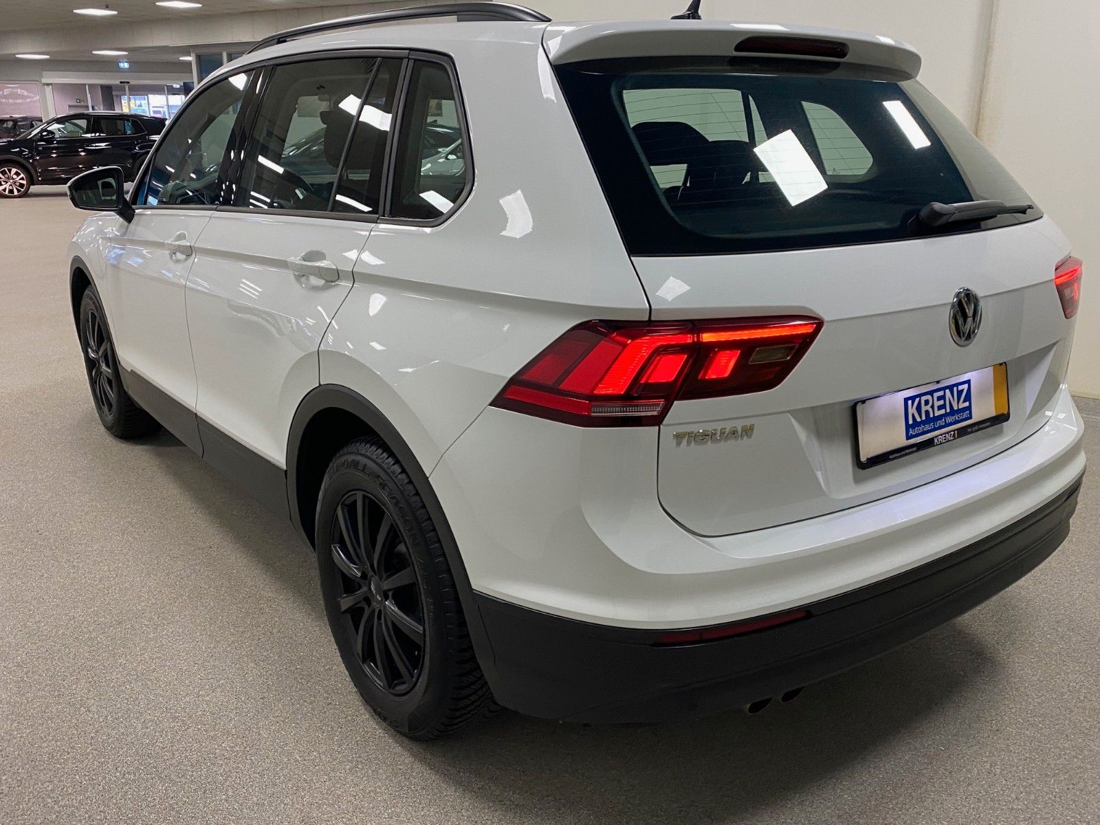 Fahrzeugabbildung Volkswagen Tiguan 1.5 TSI Trendline+NAVIGATION+ALLWETTER+BC