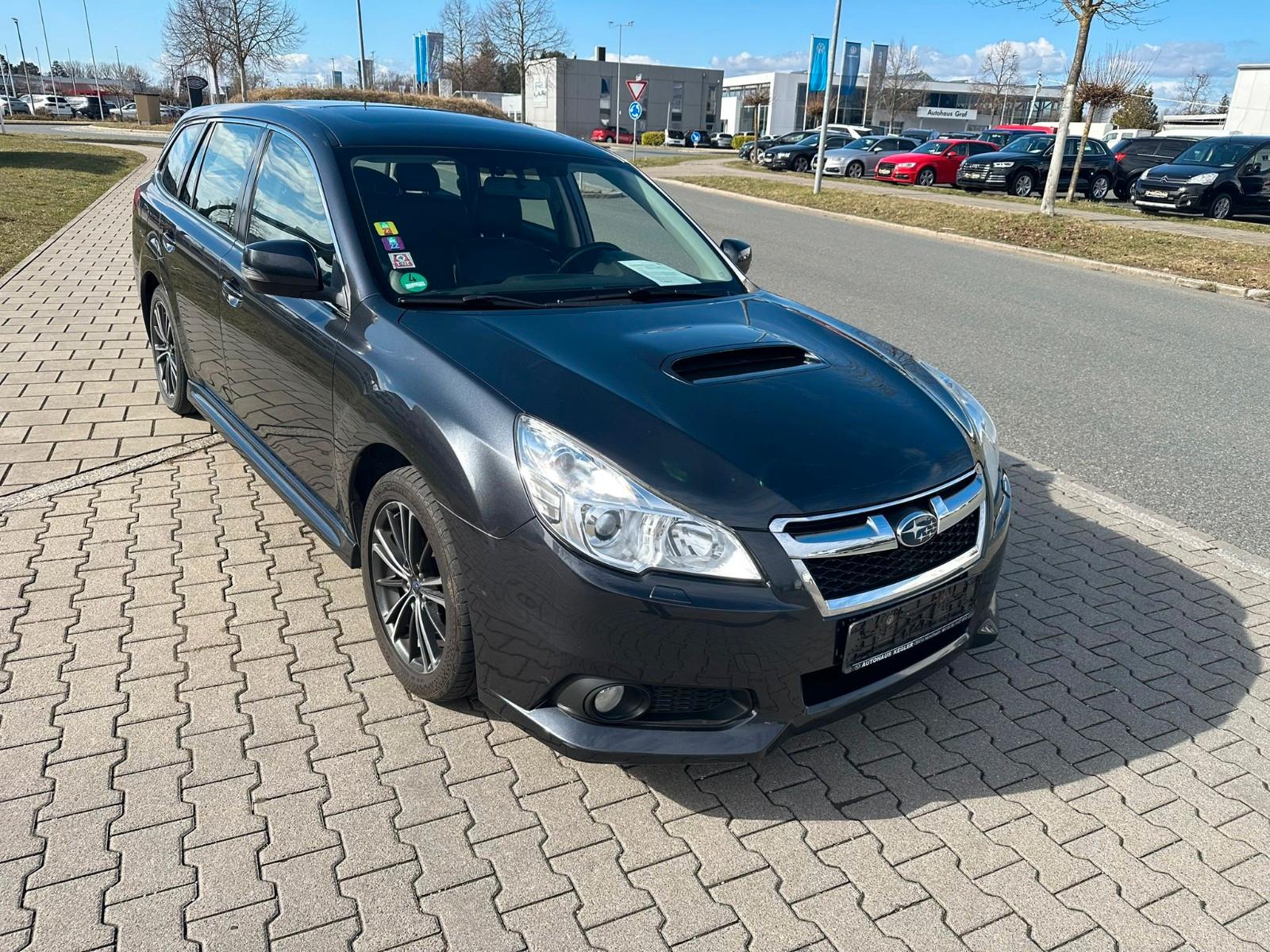 Subaru Legacy Kombi/ Outback Comfort*Leder*Xenon*8 Fach