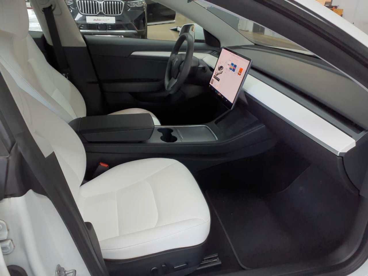 Tesla Model 3 Standard Reichweite Plus foto 8