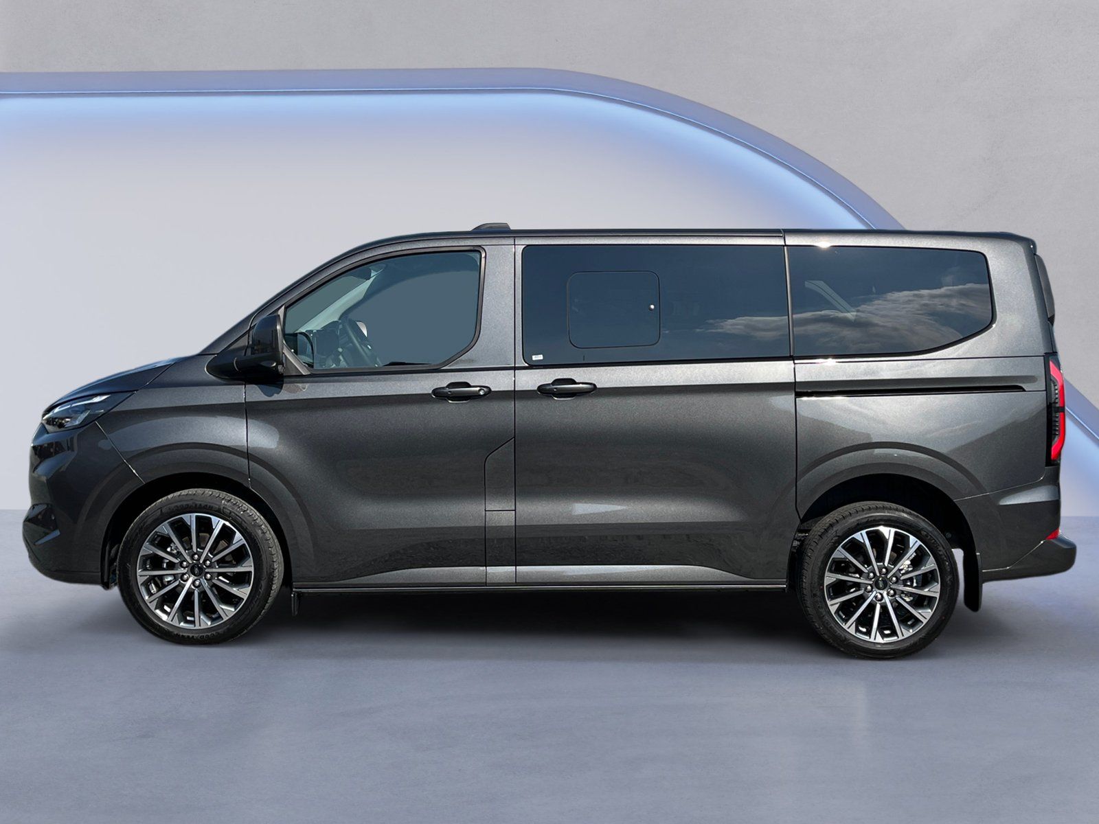 Ford Tourneo Custom - Bild 3