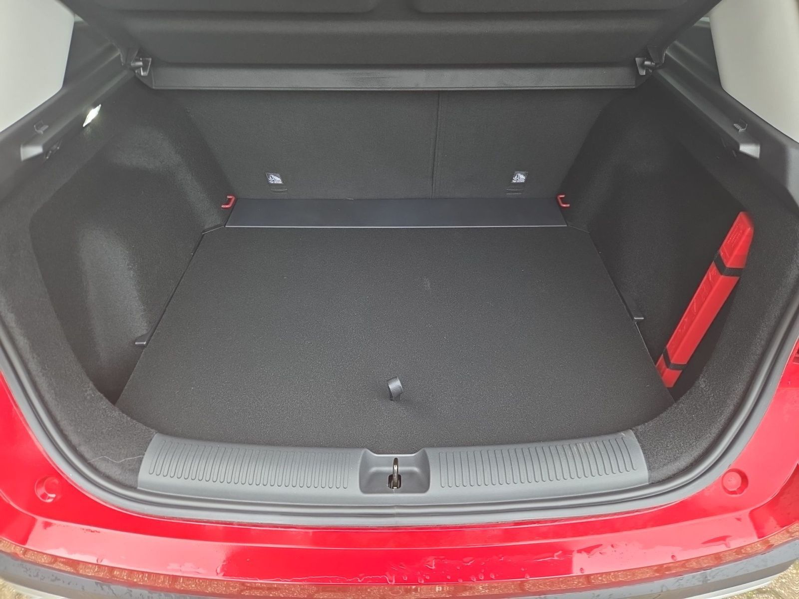 Fahrzeugabbildung MG ZS Comfort 1.5 Benziner  Schalter 116 PS *NAVI*S