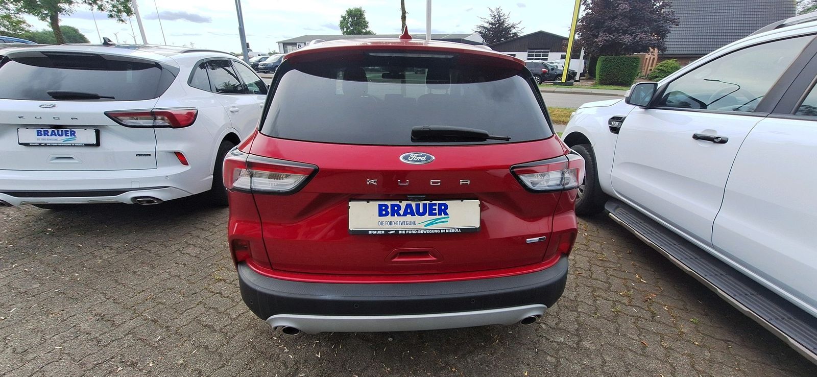 Ford Kuga Hybrid Titanium X imagem 3