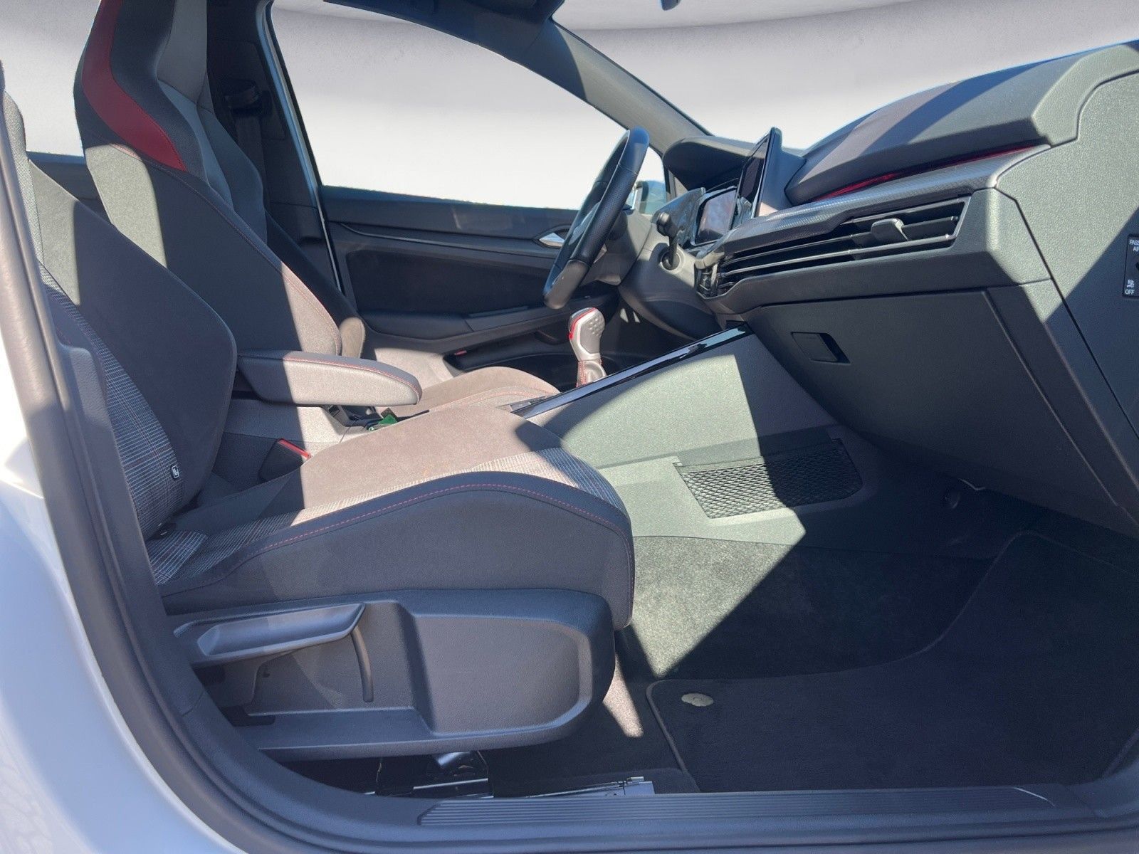 Volkswagen Golf - Bild 9