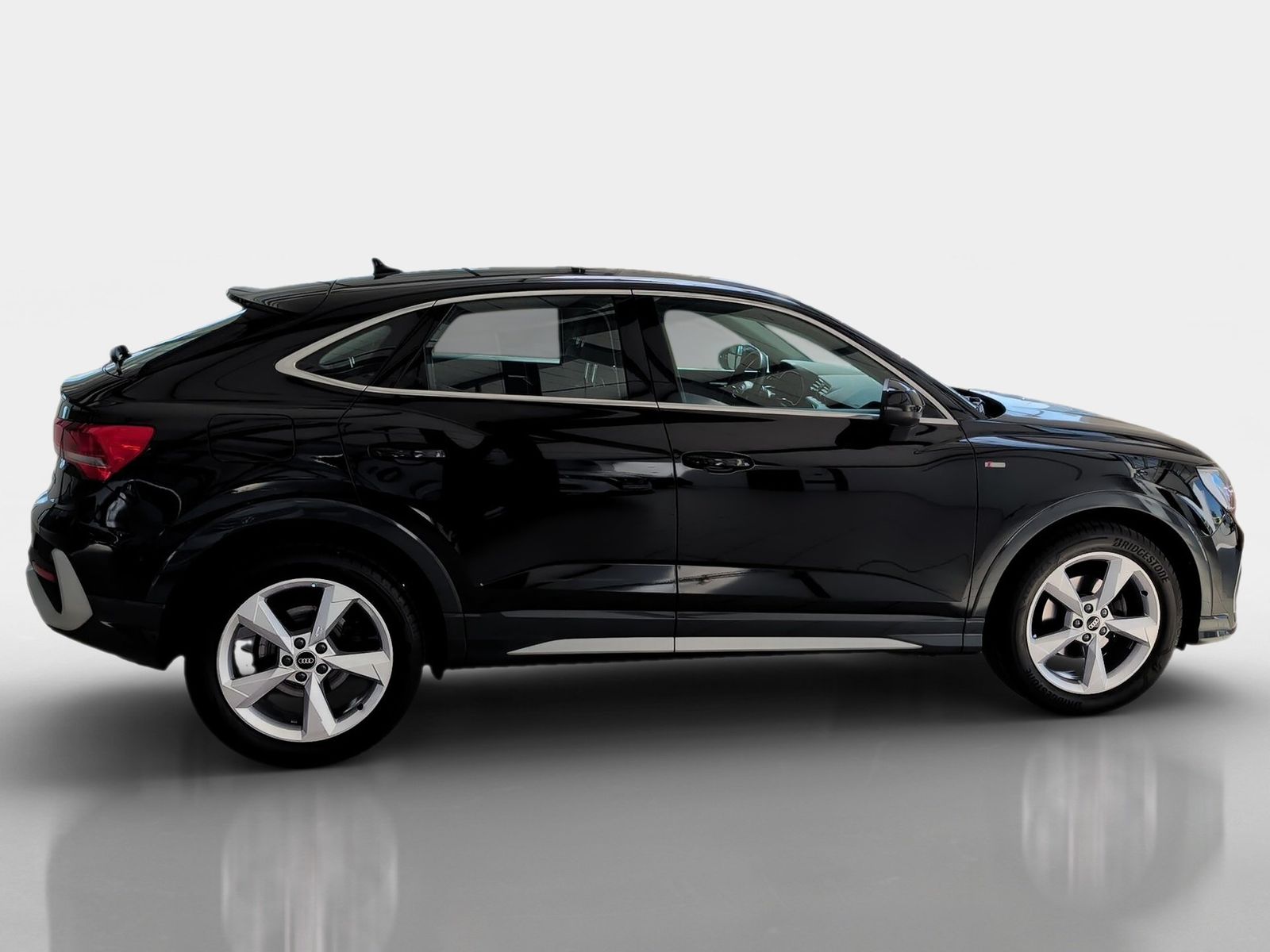 Audi Q3 Sportback 35 TDI S line AHK+Navi+ACC+19Z+eHec foto 7