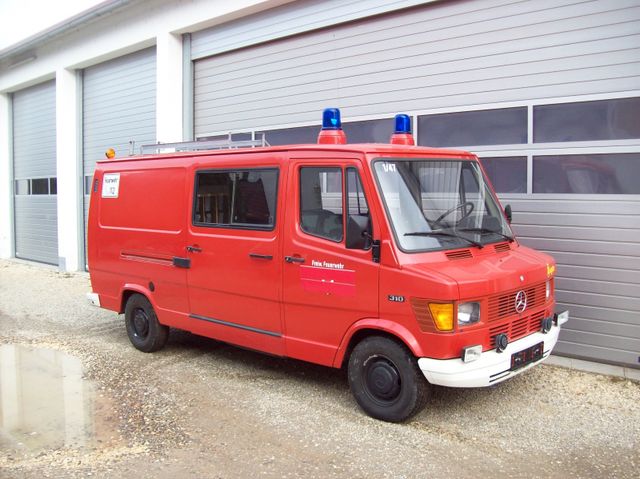 Mercedes-Benz 310 T1 Feuerwehrfahrzeug TSF Feuerwehr 5-Gang