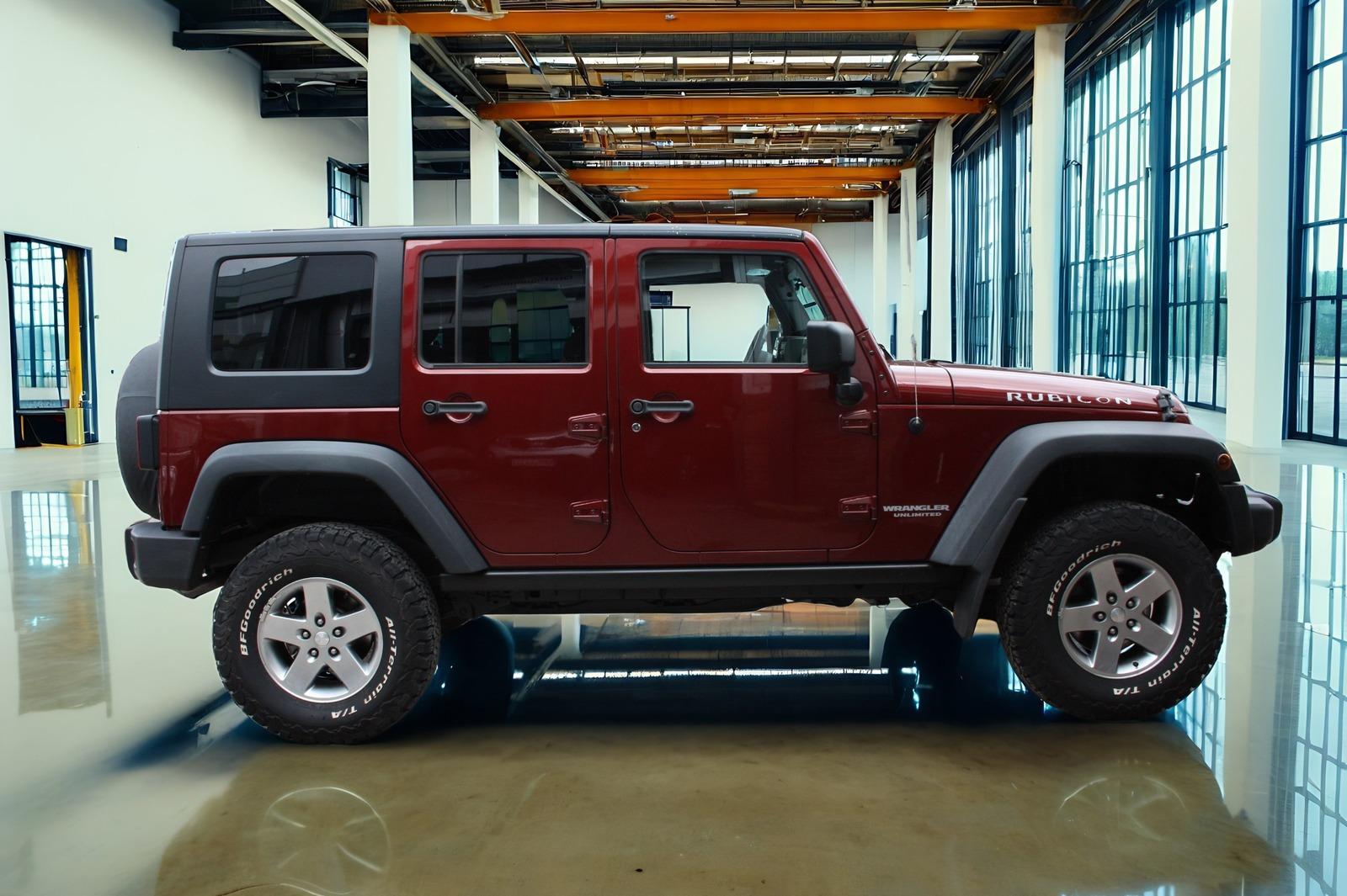 Jeep Wrangler Unlimited 2.8 CRD Sahara | 177 ch | BVA | Hard-top amovible | GPS | Apple CarPlay | Attelage | Régulateur