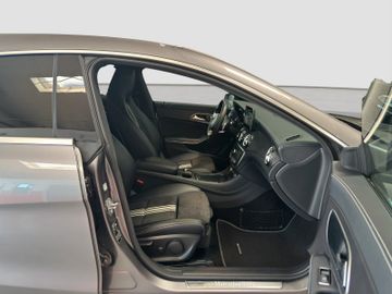 Mercedes CLA 220 Shooting Brake - 9