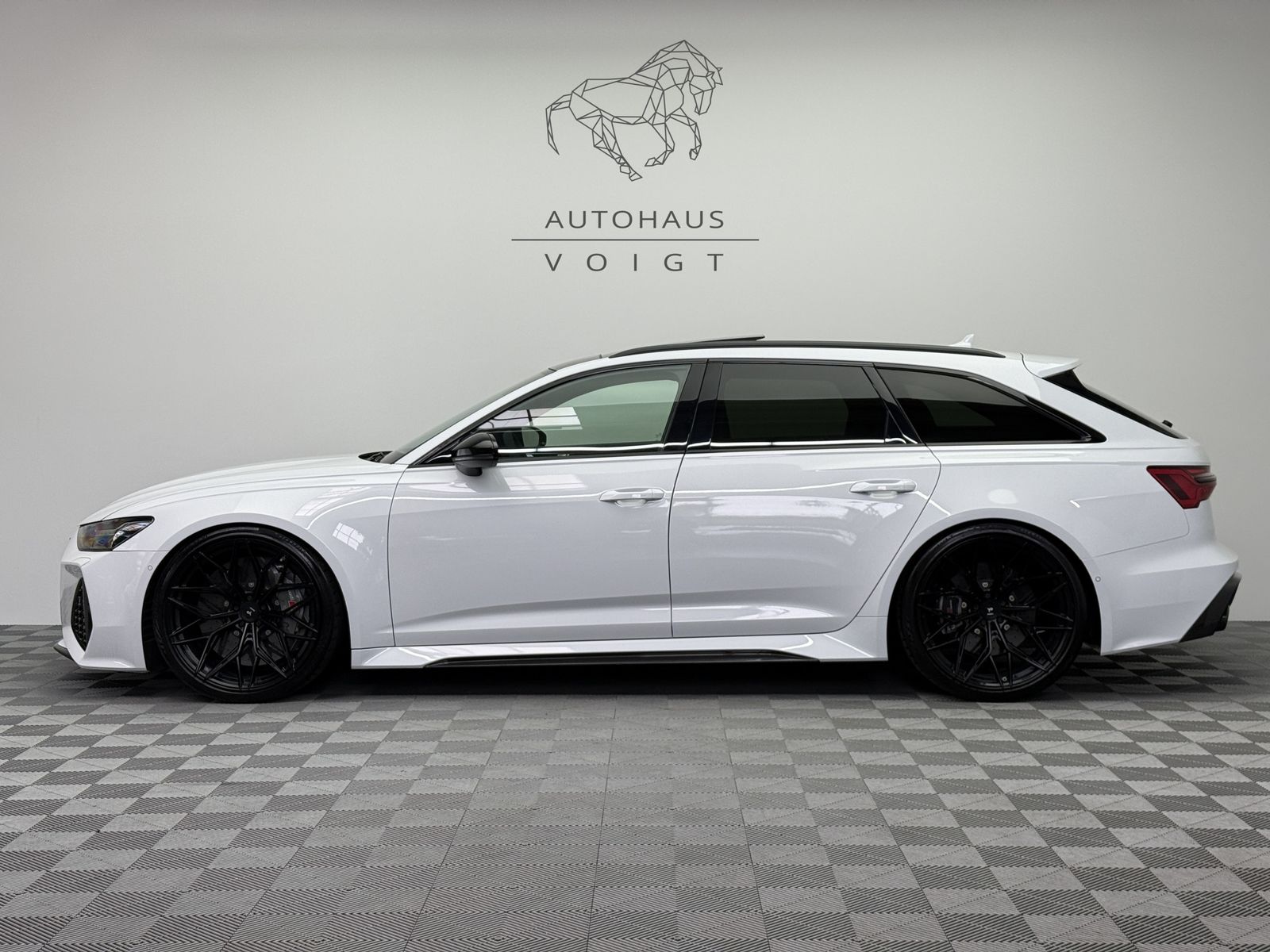 Audi RS6 4.0 TFSI quattro|2.Hand|Pano|Carbon|Dyn-Plus foto 1