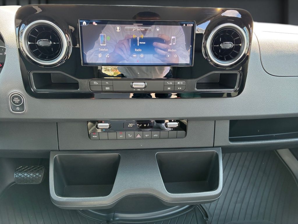 MERCEDES-BENZ Sprinter 2026