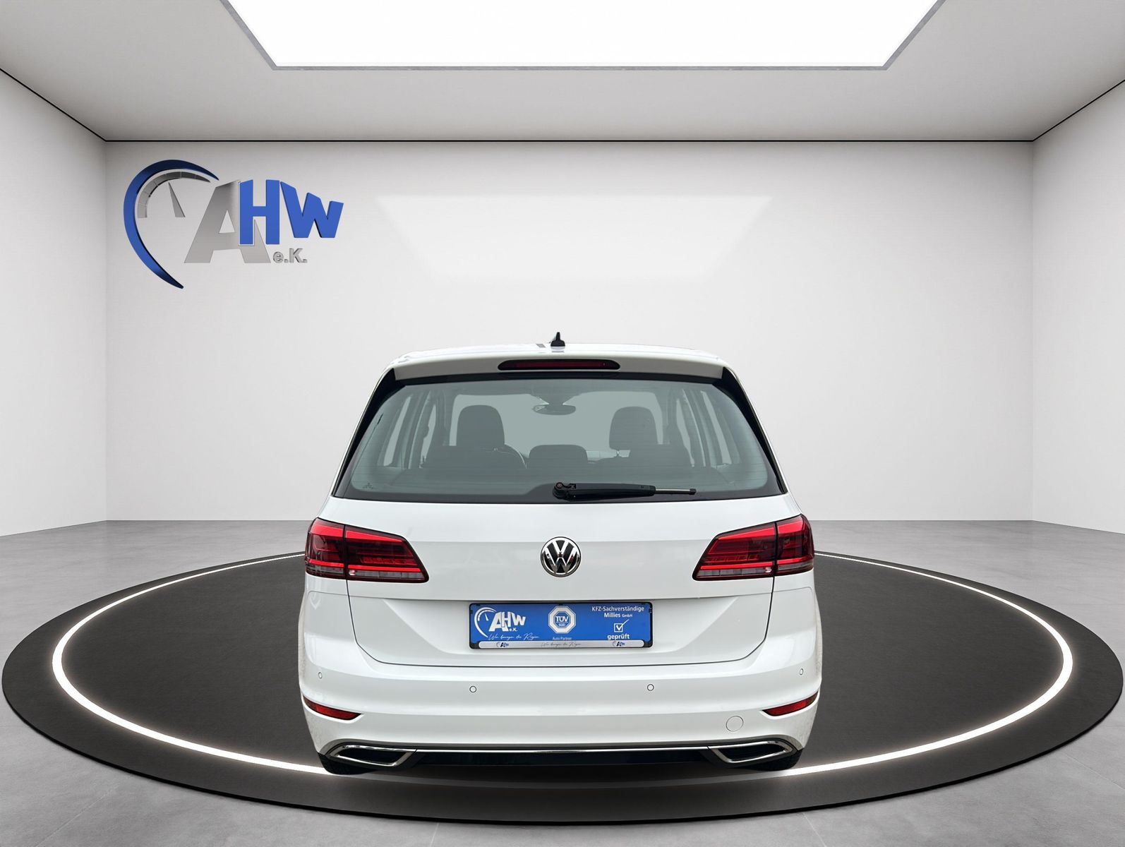 Fahrzeugabbildung Volkswagen Golf Sportsvan 1,5 TSI Highline