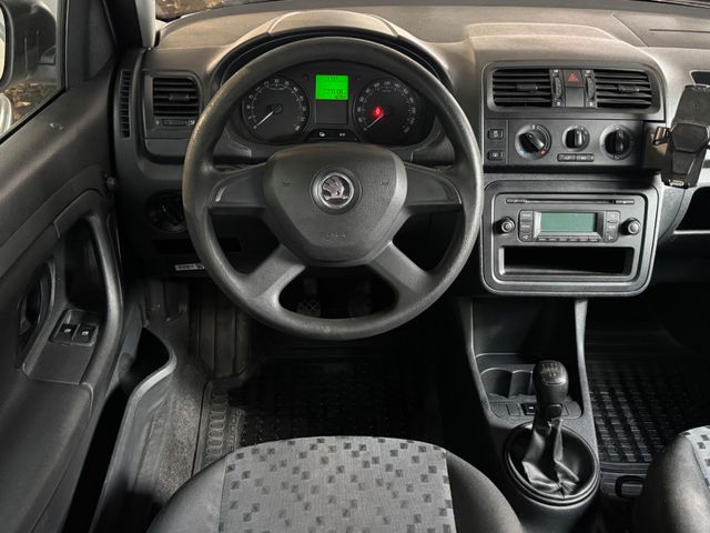 SKODA Roomster Roomster Praktik 1.6l*KLIMA*AHK*PDC*TÜV 02/2028* - Bild 19