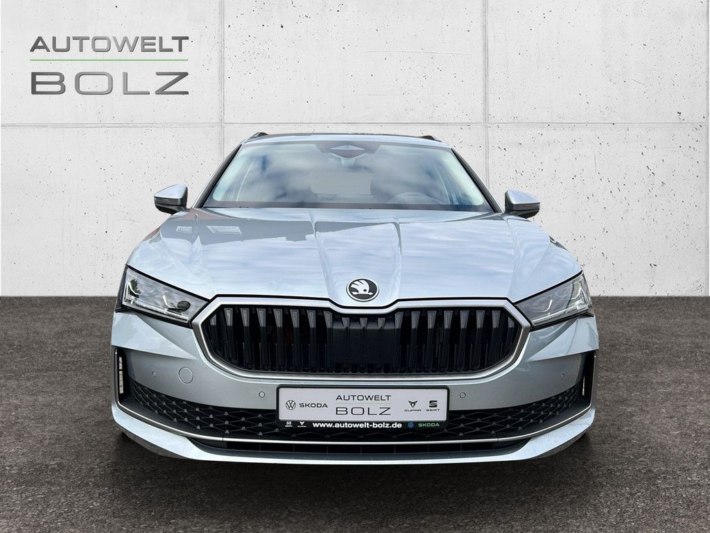 Skoda Superb - Bild 2