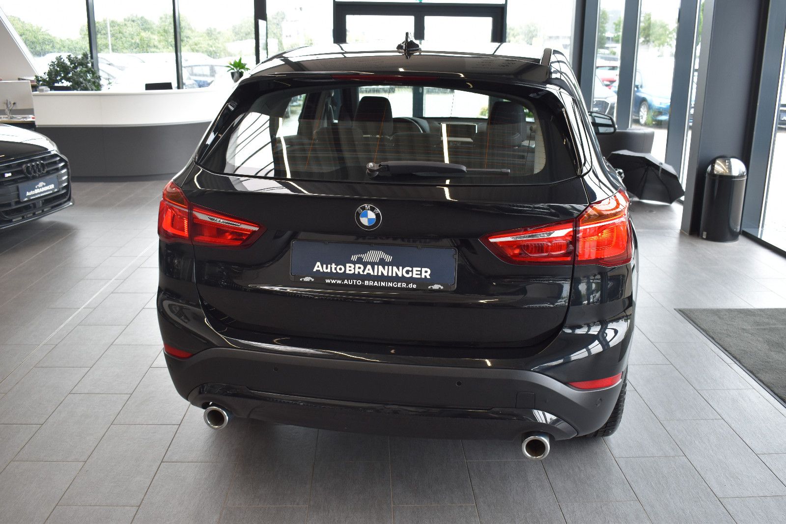 BMW X1 sDrive18d Automatik Navi3D~DAB~PDC~Sportsitze foto 6
