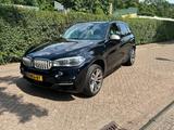 BMW X5 M50 M50d - BMW X5 M50 aus 2016
