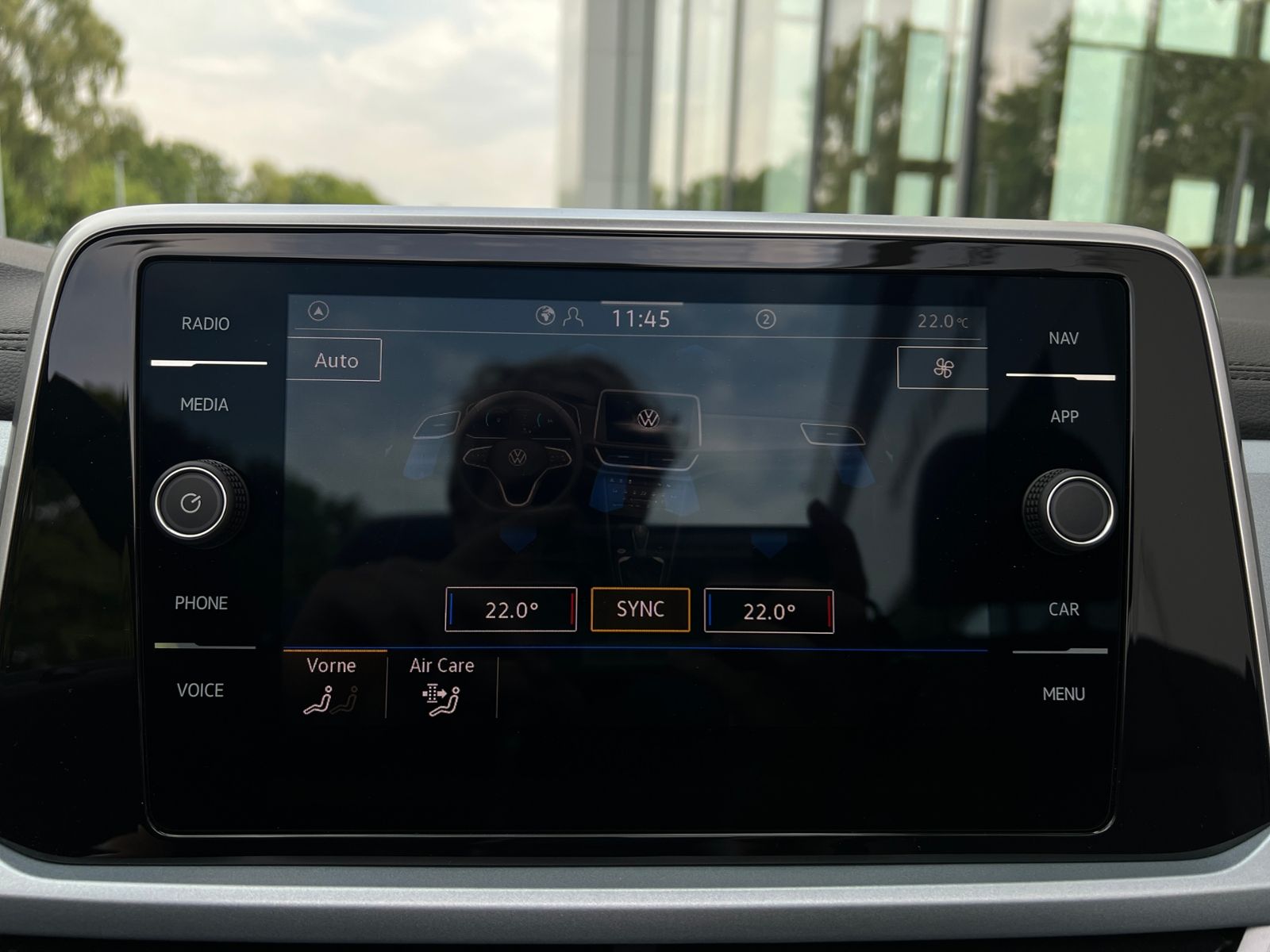 Fahrzeugabbildung Volkswagen T-Roc Cabriolet  ENERGY 1.5 TSI DSG *AHK, Navi,
