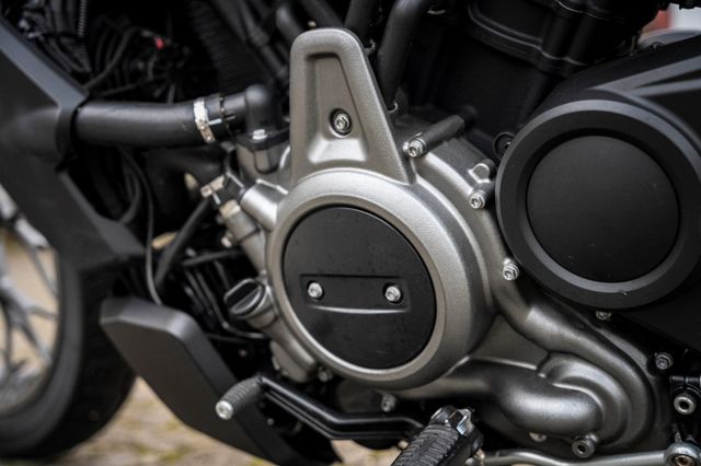 Fahrzeugabbildung Harley-Davidson NIGHTSTER SPECIAL RH975S MY23 - JEKILL&HYDE -