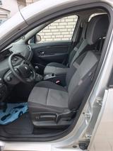 Renault Grand Scenic dCi 110  - Renault Grand Scenic aus 2014