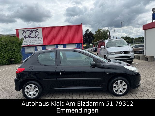 Fahrzeugabbildung Peugeot 206 + Klima Tüv Kupplung neu