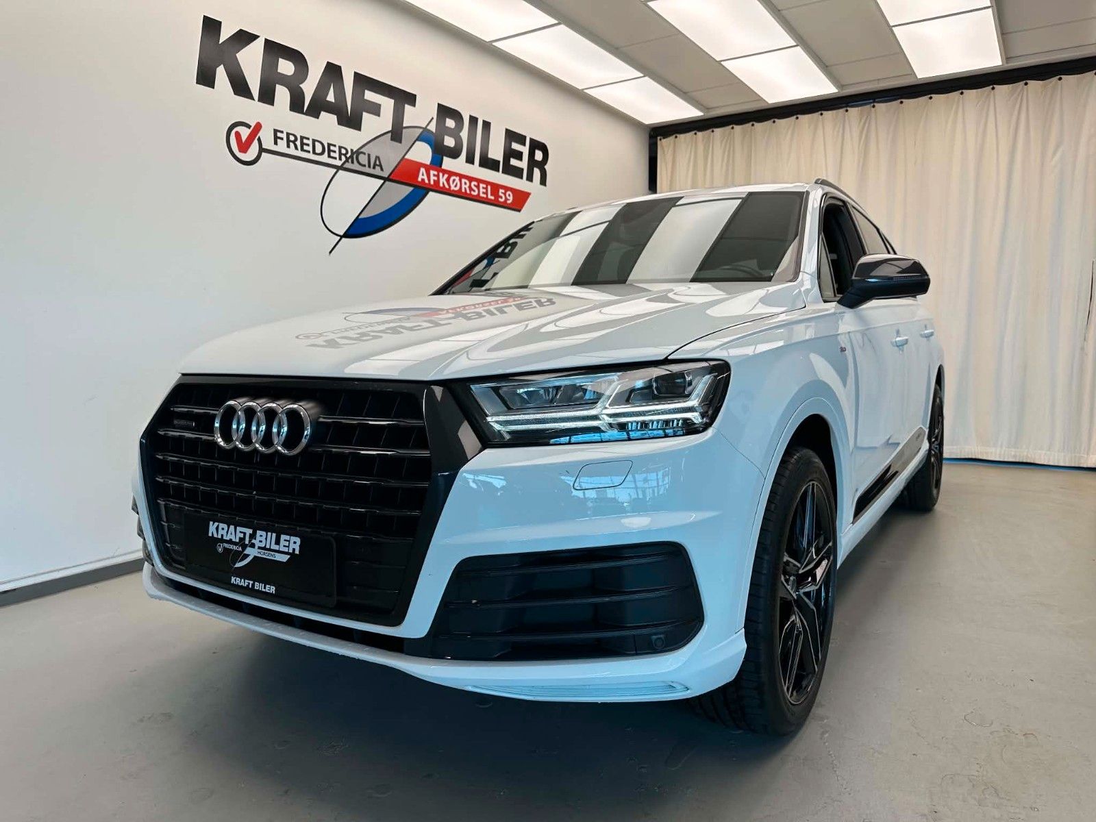 Audi Q7 - 1