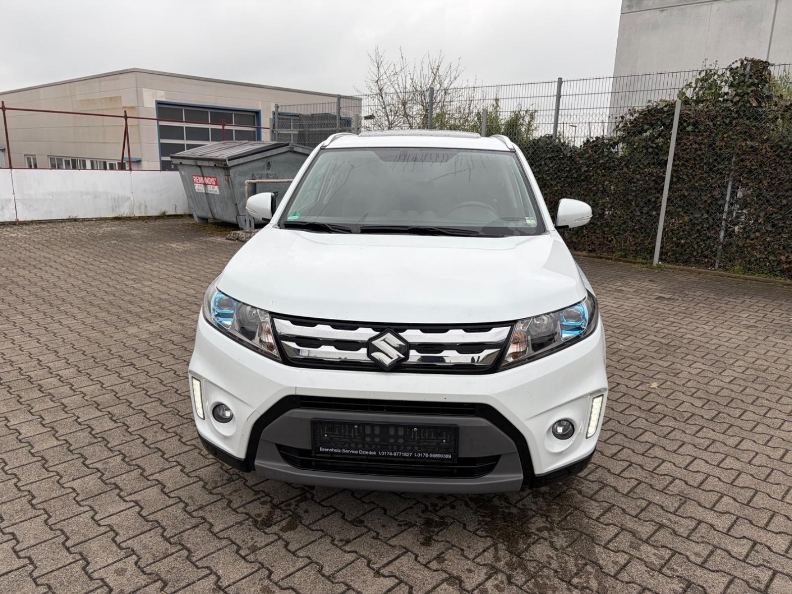 Suzuki Vitara 1.6 DDiS Comfort 4x4*1.Hand*Navi*Pano*RFK