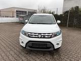 Suzuki Vitara 1.6 DDiS Comfort 4x4*1.Hand*Navi*Pano*RFK - Suzuki Vitara mit Diesel-Antrieb