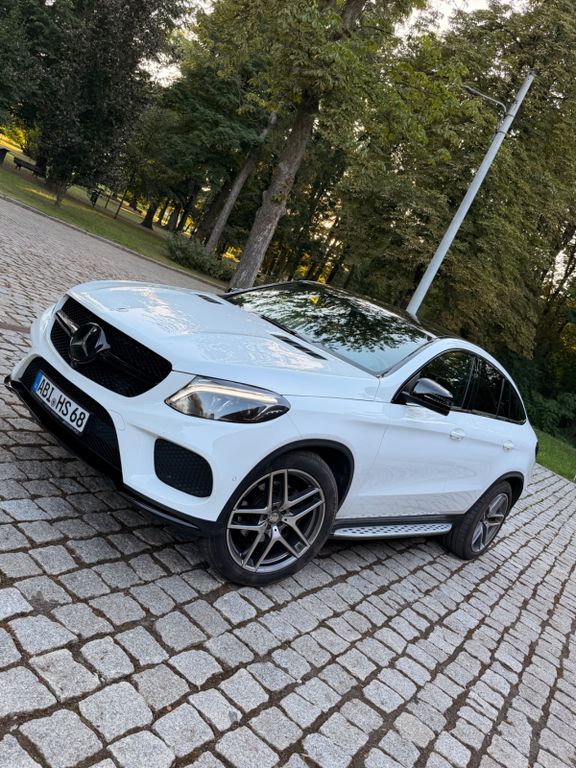 Image of Mercedes-Benz GLE 350
