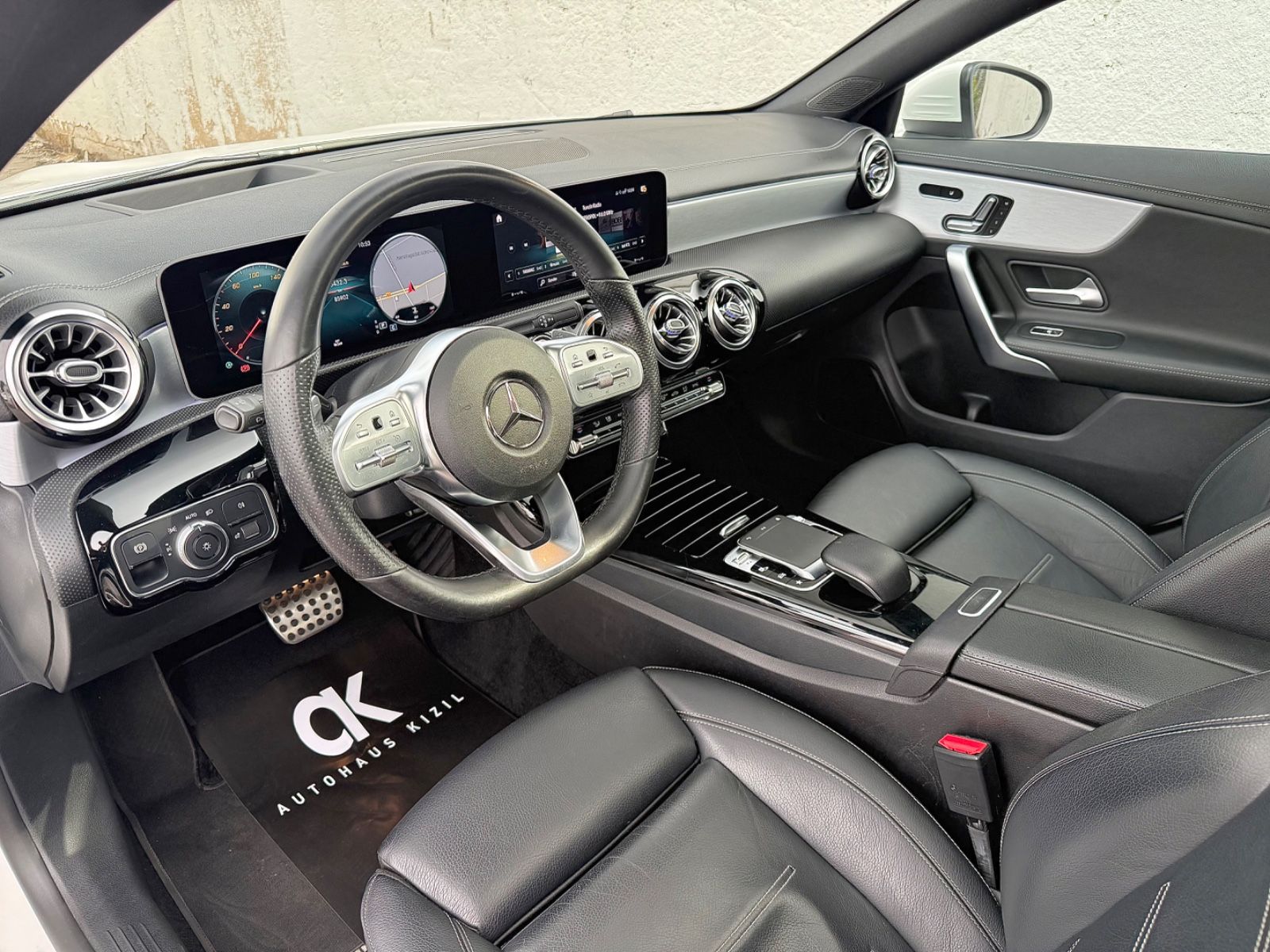 Mercedes-Benz CLA 200 AMG Line Pano,360Kamera Ambiente He-Up foto 2