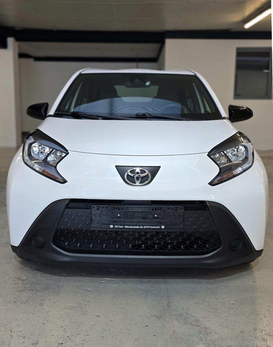Toyota Aygo X 1.0 Business/SHZ/PDC/KAMERA/CarPlay/1. Hd