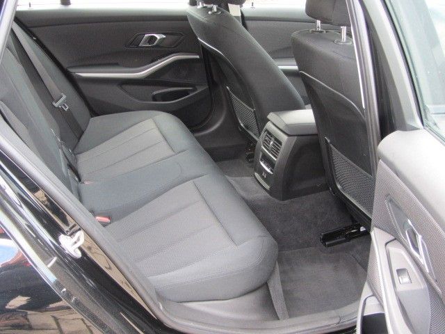 BMW 320d Touring Advantage Automatik foto 11