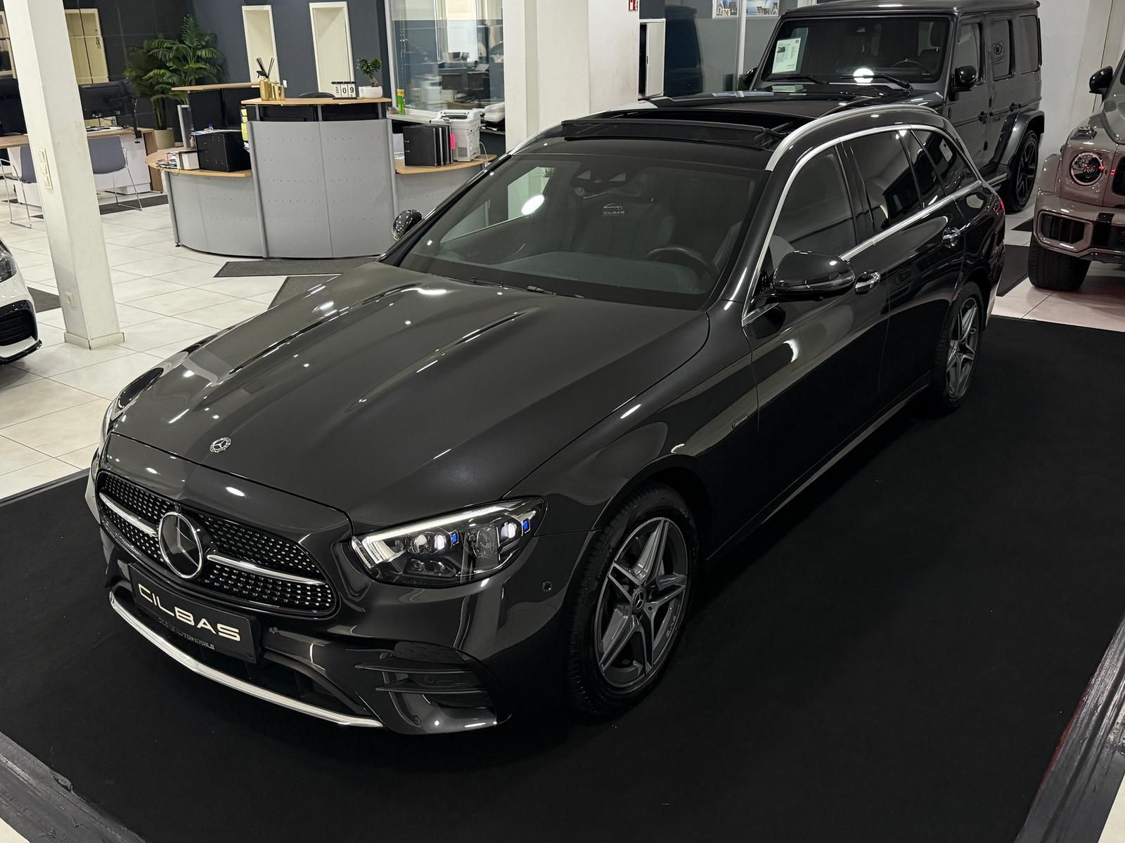 Mercedes-Benz E 300 de T 4M 9G AMG-LINE*PANO*DISTR*360*BURMEST