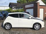 Toyota AYGO AUTOMATIK X-PLAY Team D KAM/NAV/BT/USB/4TRG - Toyota: Automatik, Aygo