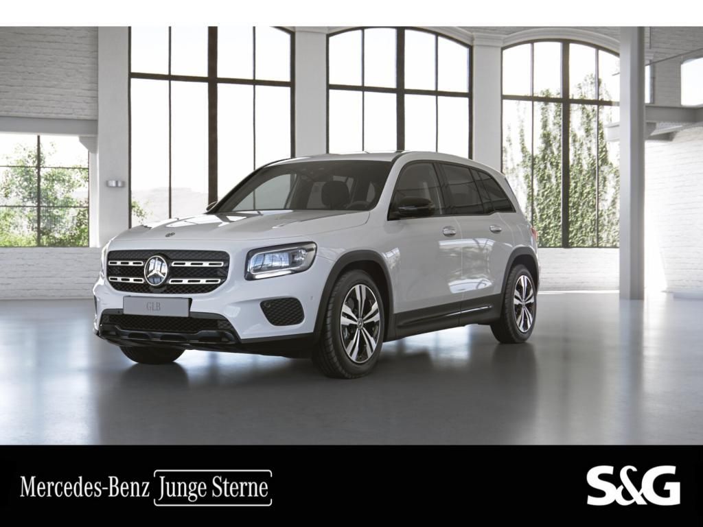 Image of Mercedes-Benz GLB 220