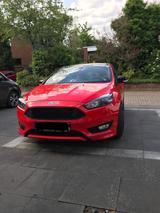 Ford Focus ST-Line Red - Ford Focus: ST Line Red