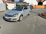 Opel Astra 1.8 ECOTEC Edition "111 Jahre" Edition... - Opel Astra: Cabrio, J
