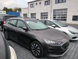 Ford Focus Turnier Titanium Style vom Meisterbetrieb