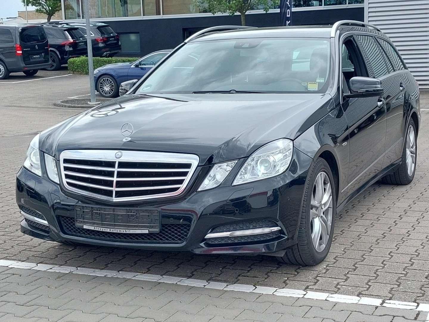 Mercedes-Benz E 220 CDI 7G-TRONIC Avantgarde  TÜV NEU 