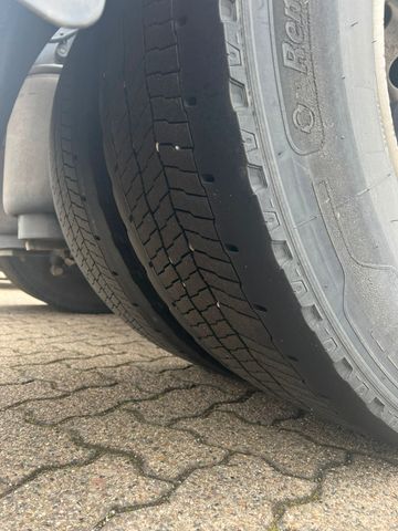 Fahrzeugabbildung Scania 2 Stück R 450