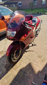 Kawasaki ZZR1100 - Offers matching your search criteria