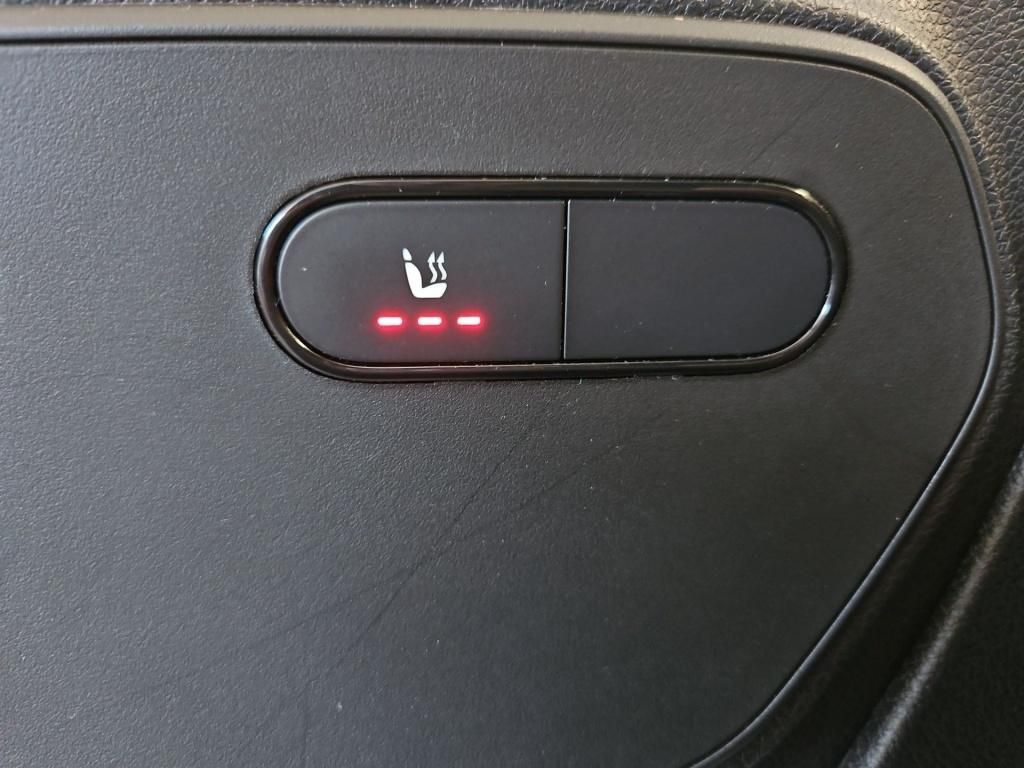 Fahrzeugabbildung Mercedes-Benz Sprinter 317 Kasten L2H2 SHZ 360° Navi Schwings.