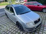 Skoda Fabia Combi 1.4 16V/Alufelgen/Klima/Tempomat/PDC - Skoda Fabia: 16v