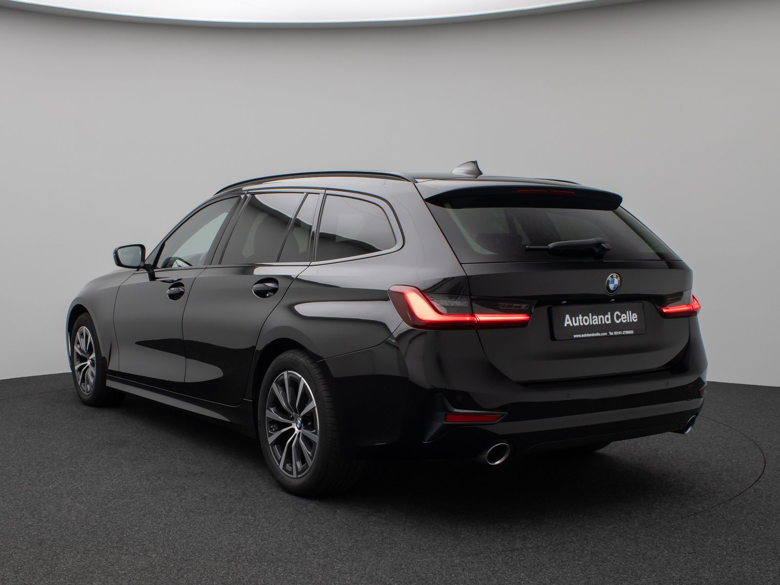 Fahrzeugabbildung BMW 320d Sport Line Laser DAB CockPitPro PDC Komfort
