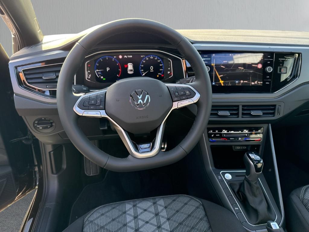 Volkswagen Taigo 1.0 TSI DSG R-Line R-Kamera Navi GJR Pano 