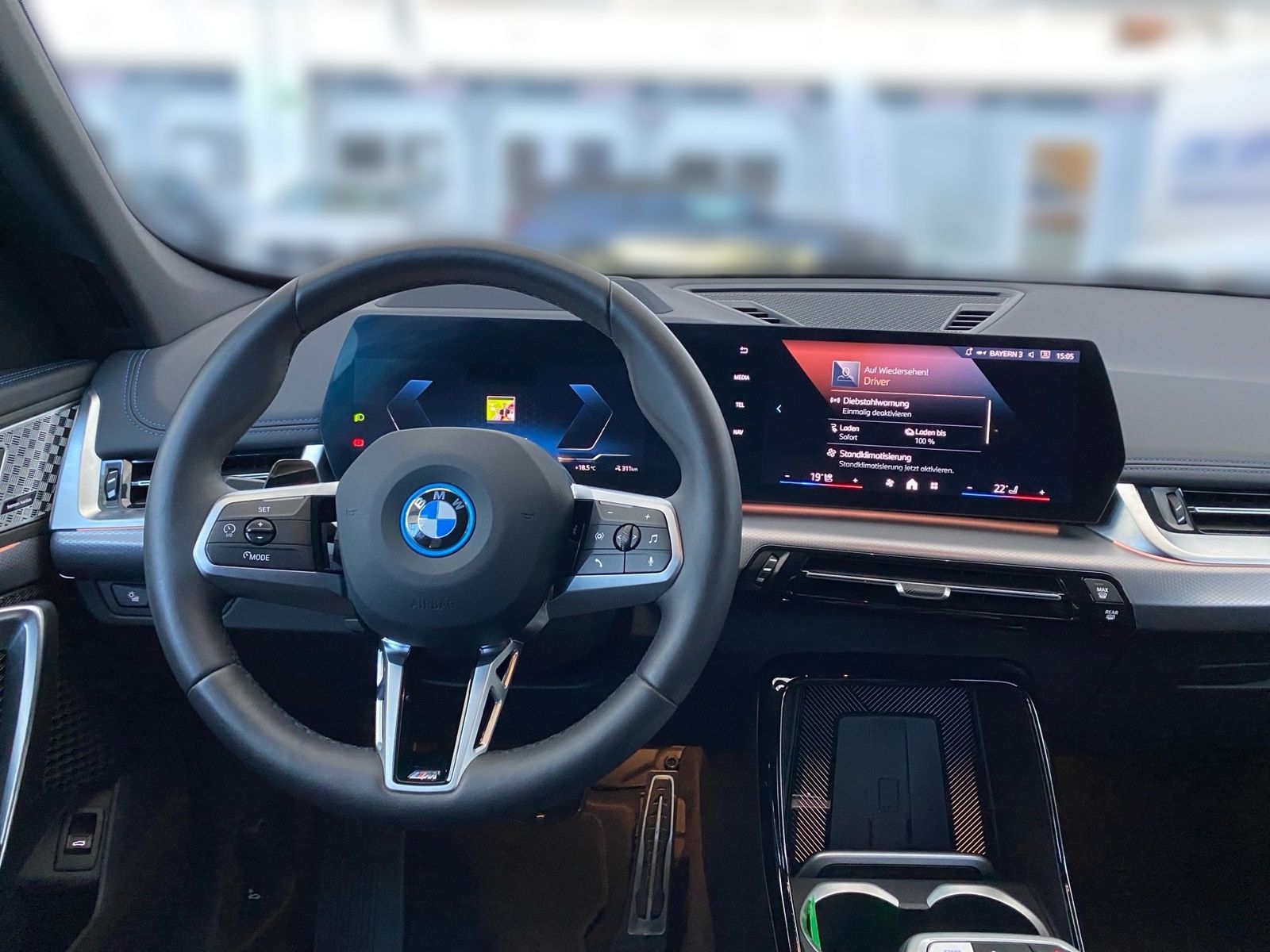 BMW iX1 xDrive30 M Sport HUD DA Prof. ad.LED AHK PA foto 2