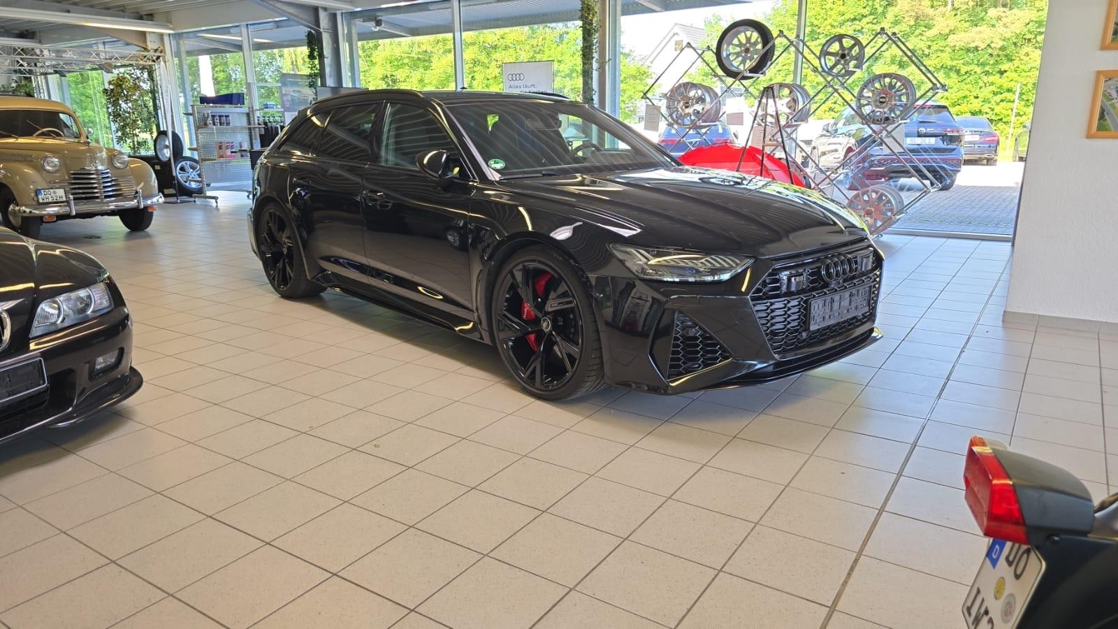 Audi RS6 Av Laser AHK Luft HuD Pan STH Keram 305 km/h
