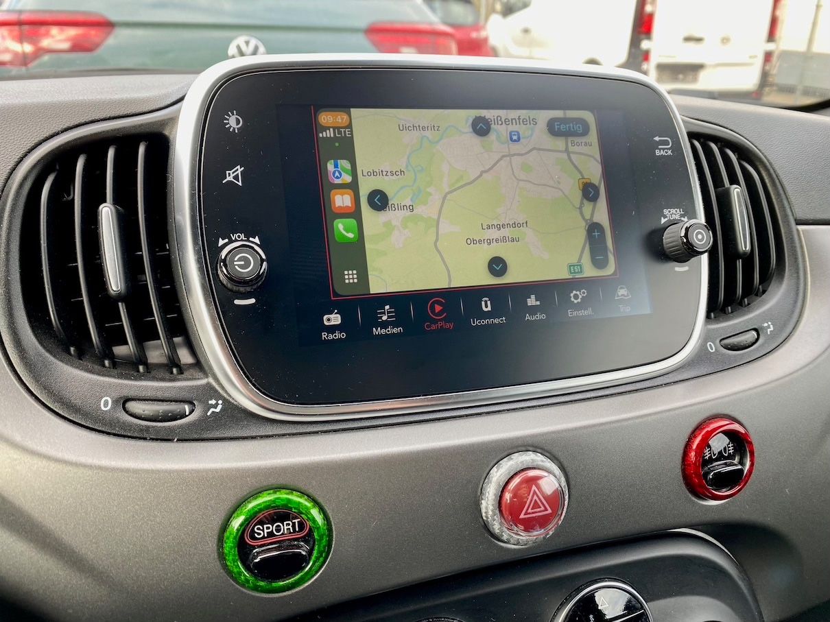 Fahrzeugabbildung Abarth 595 Pista AAC CARPLAY PDC L+R SENSOR