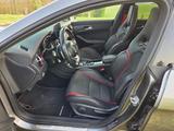 Mercedes-Benz CLA 45 AMG Shooting Brake Mercedes-AMG CLA 4... - graue Mercedes-Benz CLA 45 AMG Shooting Brake