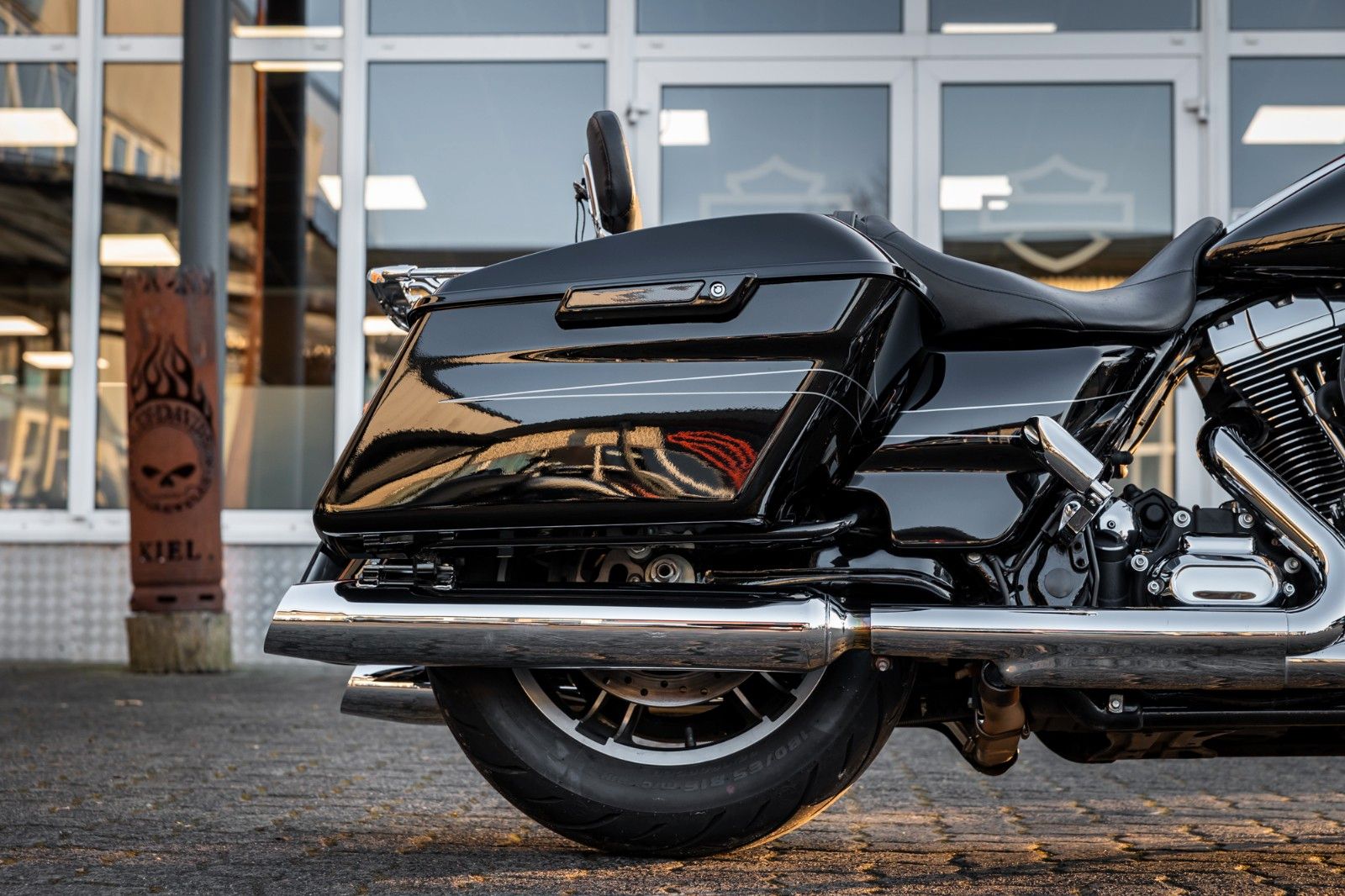 Fahrzeugabbildung Harley-Davidson Harley-Davidson STREET GLIDE SPECIAL FLHXS