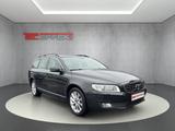 Volvo V70 Kombi Momentum - Volvo V70 mit Diesel-Antrieb: Kombi, Automatik