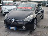Renault Clio 1.2 75CV 5 porte Costume National - Behindertengerechte Renault Clio